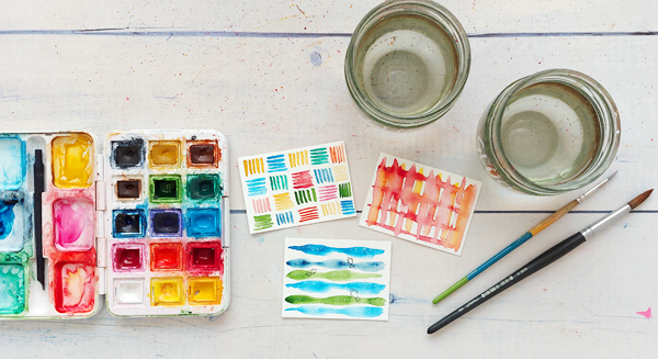 3 einfache bunte Aquarellmotive mit Mustern - Linien, Wellen