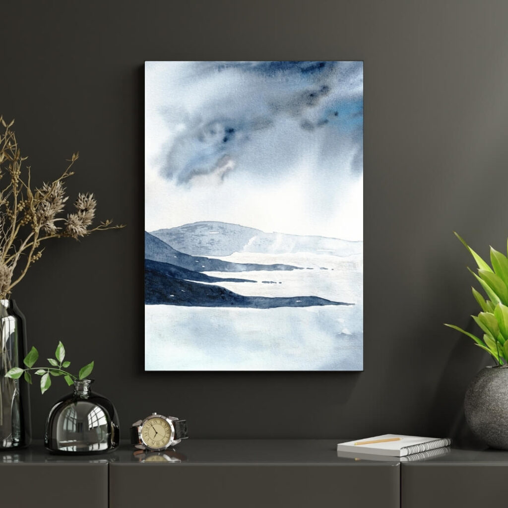 Aquarell-Kunstdruck Motiv "Küste mit Sturmwolken" in Wohnsituation