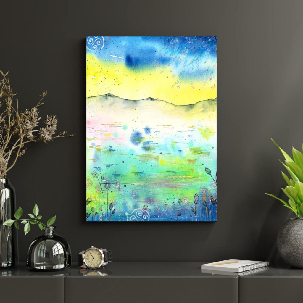 Aquarell-Kunstdruck Motiv "Abstrakte Landschaft mit Bergen und See" in Wohnsituation